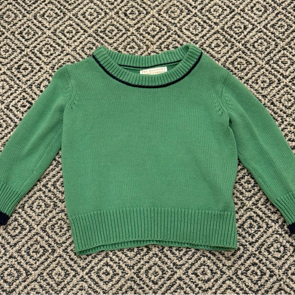 🎉 EUC! 🎉 TBBC 2T Green Knit Sweater with Navy Trim